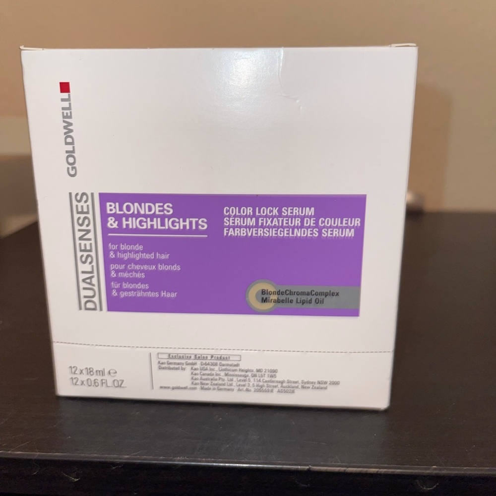 Goldwell Dualsenses Blondes and Highlights color lock serum.